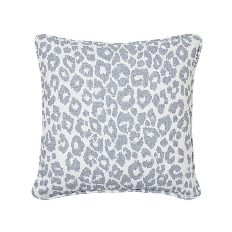 ICONIC LEOPARD 20" PILLOW Sky
