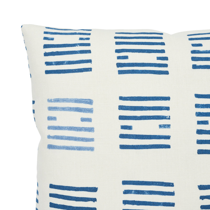TIASQUAM 20" PILLOW Blue
