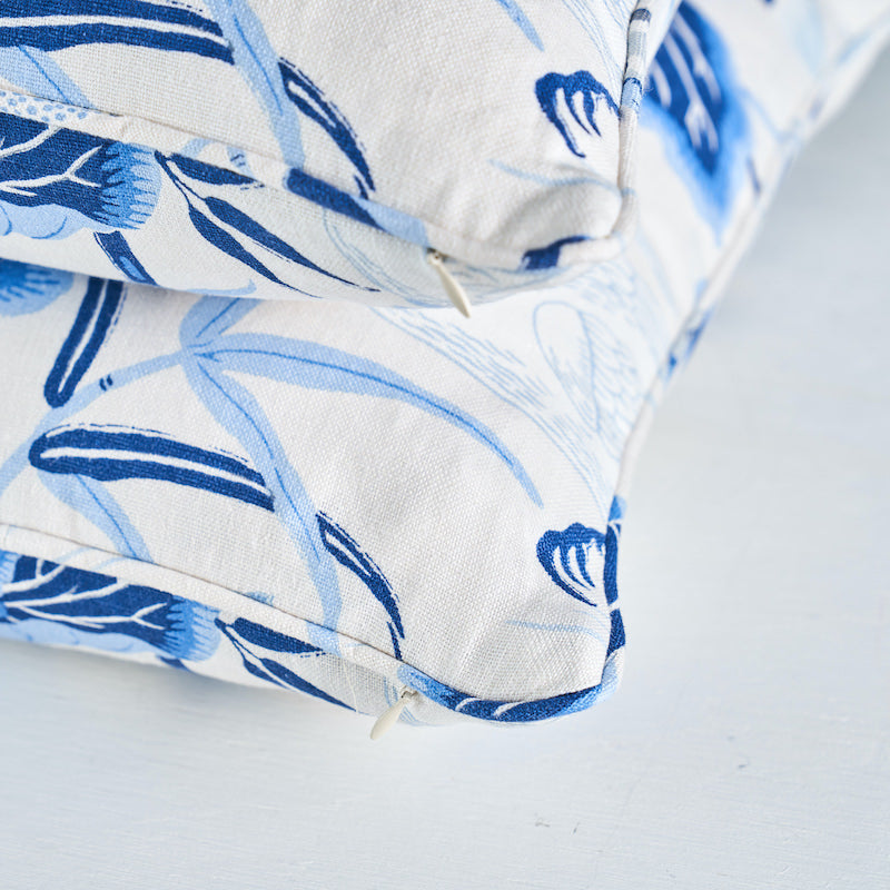 LOTUS GARDEN 22" PILLOW Porcelain