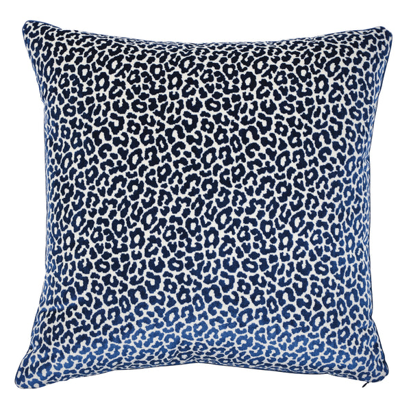 Madeleine Velvet 18" Pillow Midnight | Schumacher Pillows