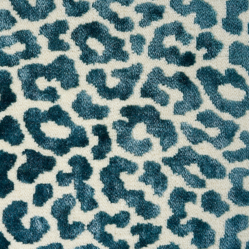 MADELEINE VELVET 18" PILLOW Cadet