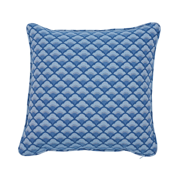 Wilhelm 18" Pillow Blue | Schumacher Pillows