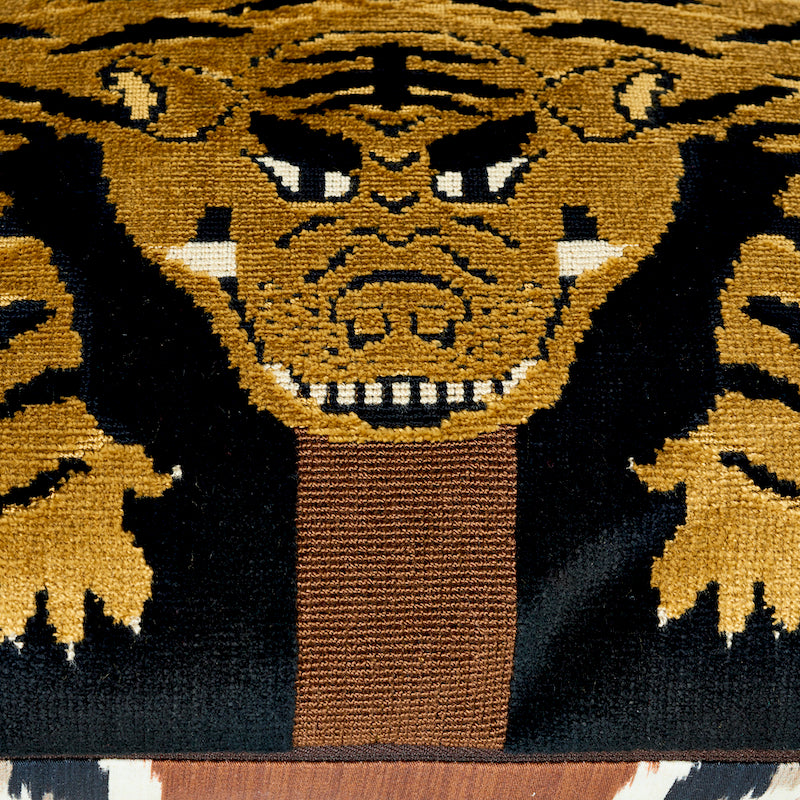 JOKHANG TIGER VELVET 18" PILLOW Brown&Black
