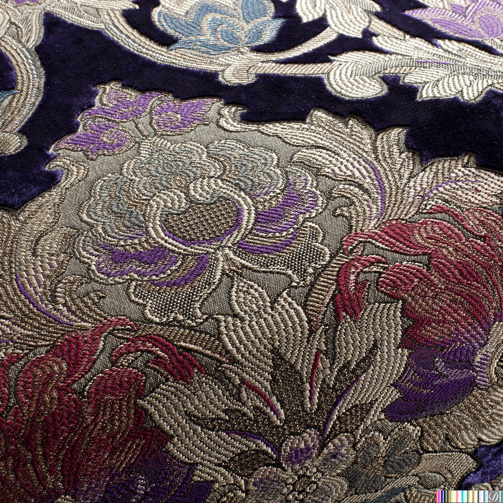 Taormia Woven Damask Velvet