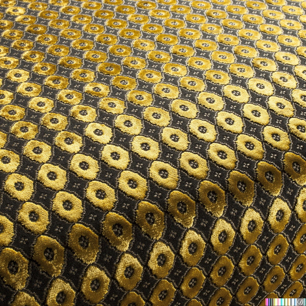 Enasca Circle Cut Velvet