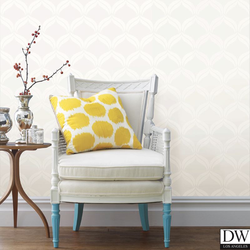 Petals Ivory Ogee Wallpaper