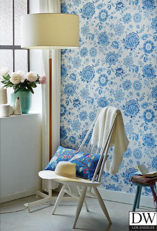 Kali Light Blue Folklore Chintz Wallpaper